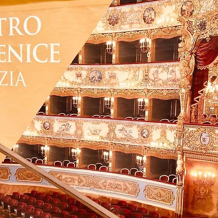 Venice Palace Luxury Suites Exterior foto